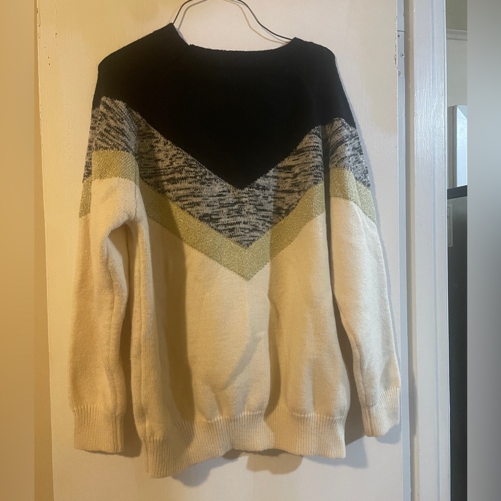 Super cute sweater